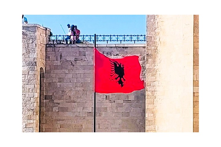 Découverte de l'Albanie 100% Solos - chambre individuelle