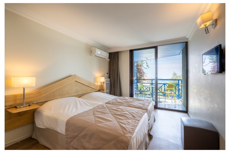 Grasse Club 3* en Chambre individuelle SANS SUPPLEMENT